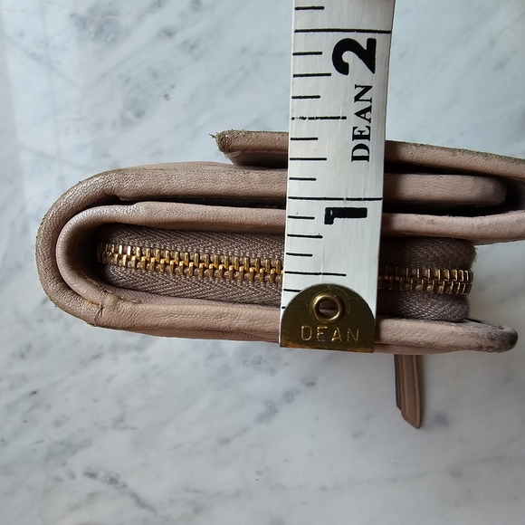 Mui Mui soft pink Matelesse tri-fold leather wallet - Picture 9 of 12